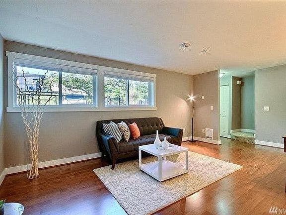 3rd image of 15827 NE Leary Way APT B112