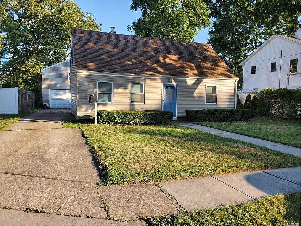 1st image of 54 Libby Ave