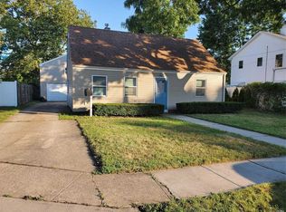 54 Libby Ave, Hicksville, NY 11801