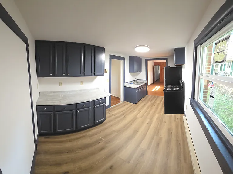 201 H St #1 — Photo 2