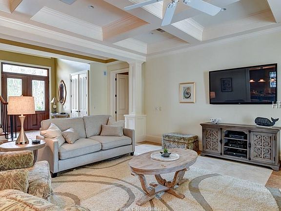 5th image of 6 Juniper Ln