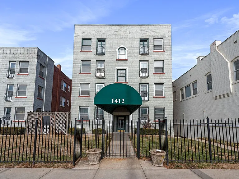 1412-1414 W 39th St — Photo 17