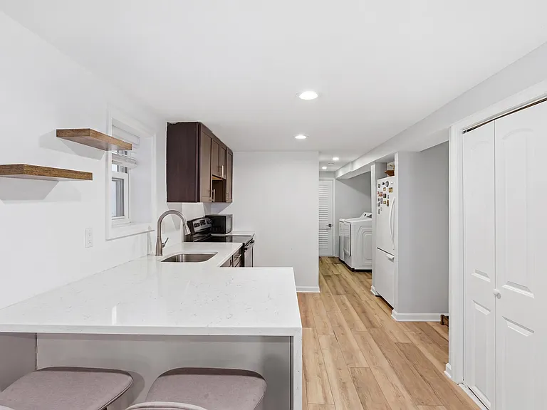 38 Woodcliff Ave — Photo 26