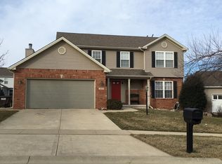 1409 N Garwood Dr, Mahomet, IL 61853