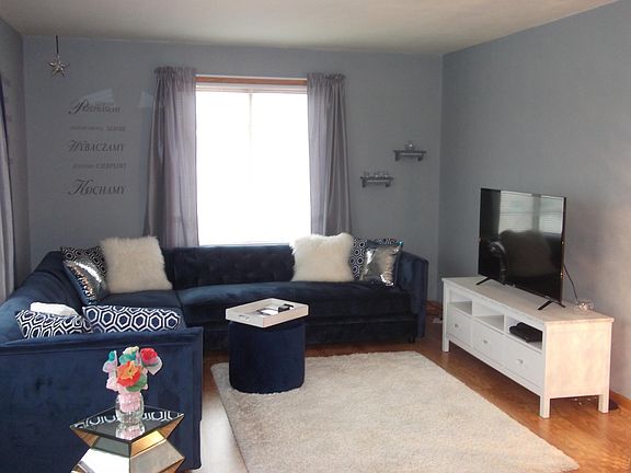 3rd image of 5806 N Napoleon Ave APT 2