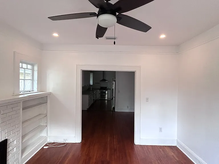 1089 Cherry St — Photo 9