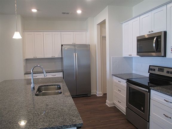 2nd image of 870 Sunny Stroll Dr