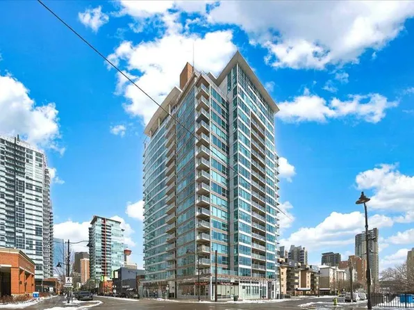 188 S 15th Ave SW #1707, Calgary, AB T2R 1S4