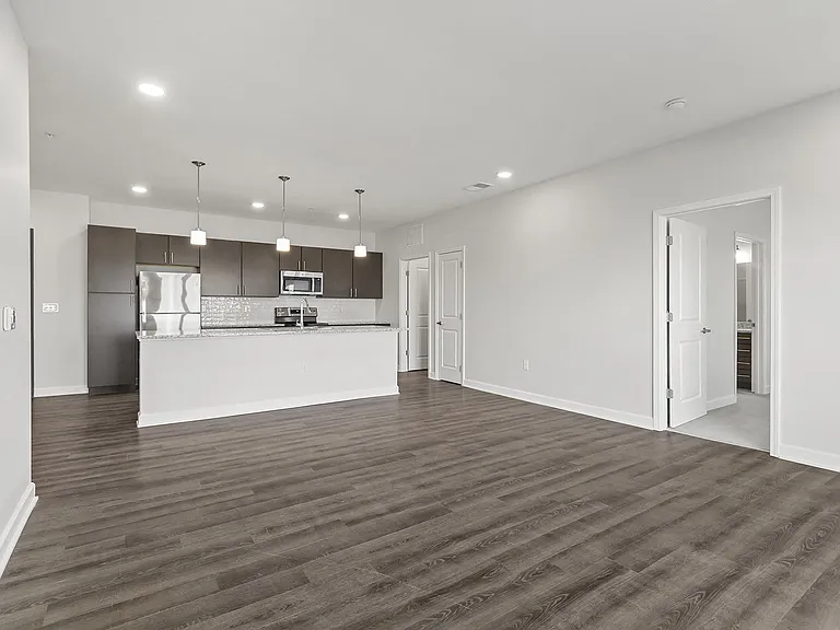 The Hamilton Floor Plan - 2 Bed/2Bath 1,213 SF