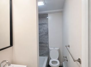 2935B Middletown Rd #1, Bronx, NY 10461