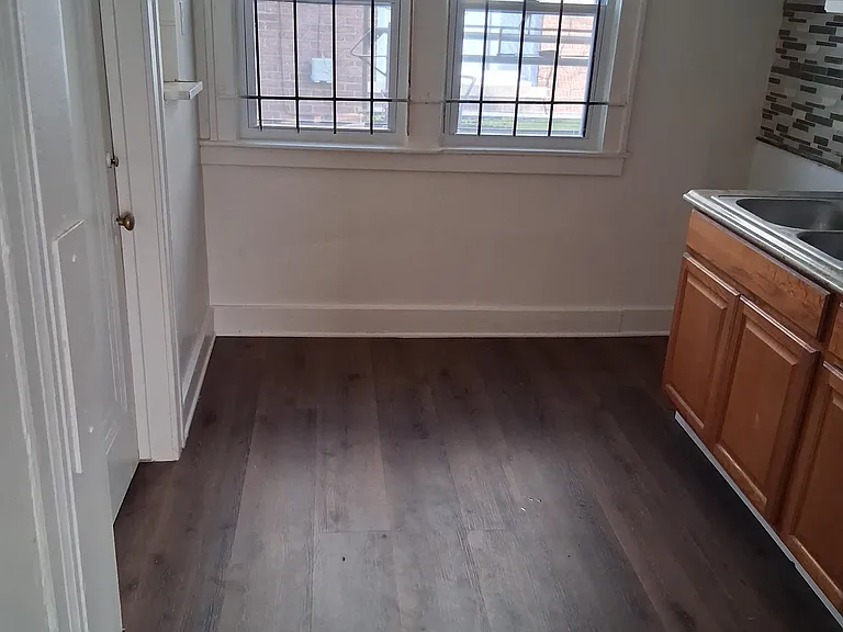 15062 Cruse St — Photo 6