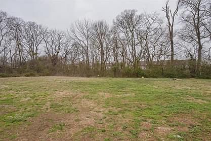 5th image of 365 Creekwood Ct #1
