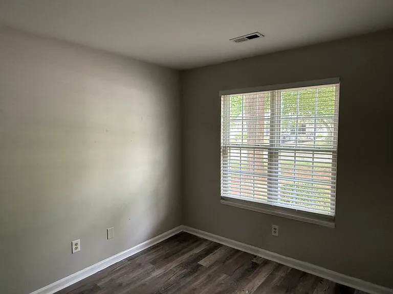 6617 Cedar Cliff Dr — Photo 12