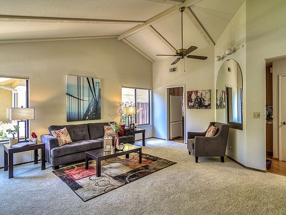 3rd image of 2211 Emerald Hills Cir