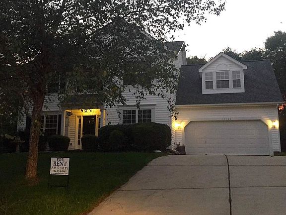 2nd image of 12126 Mountainside Ln