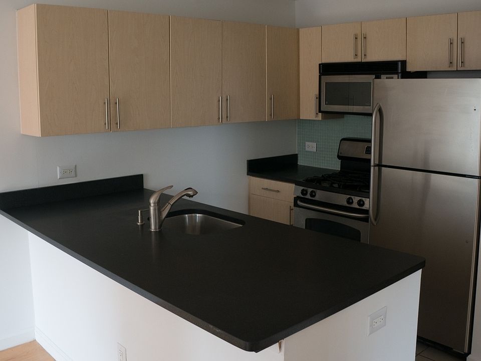 1st image of 155 W 21st St APT 1B