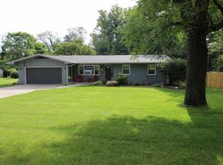 3323 Cherry Ln, Fort Wayne, IN 46804