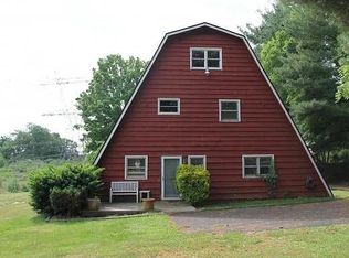 435 Oak Grove Rd, Gray, TN 37615