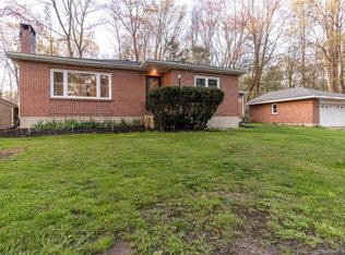 140 Burwell Rd, New Hartford, CT 06057