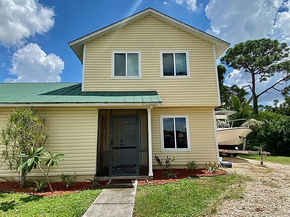 2nd image of 17375 W Carnegie Cir