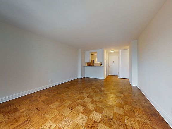 2nd image of 400 E 71st St APT 14A