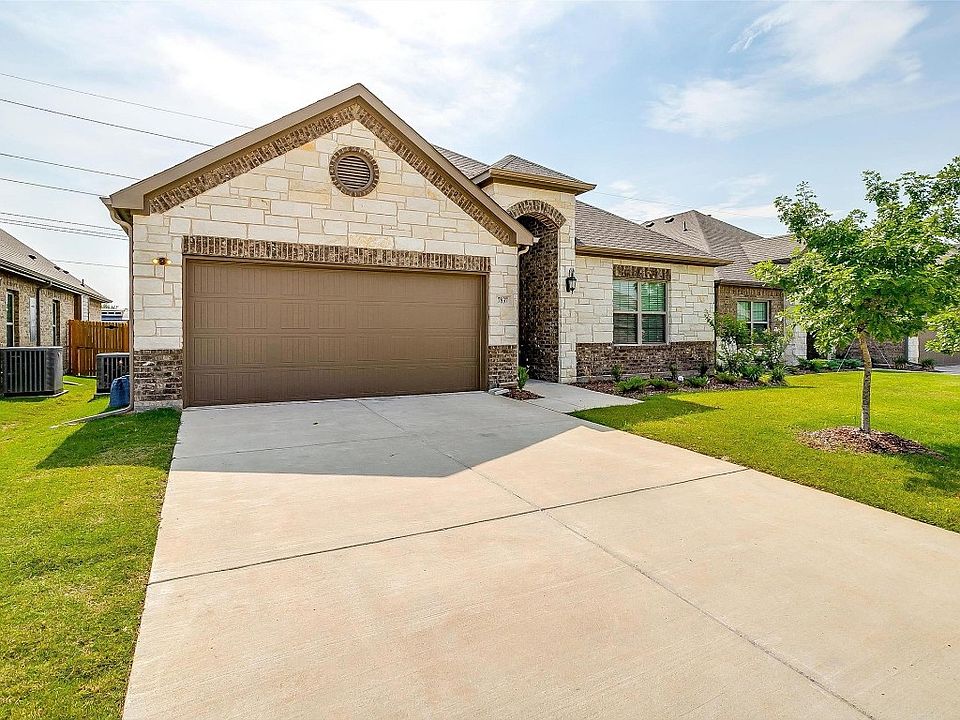 1st image of 7837 Ashwood Dr