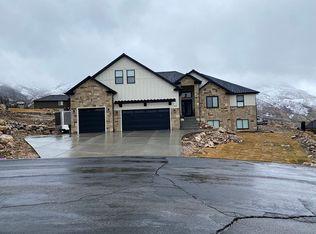 838 E Mountain Rd, North Ogden, UT 84414