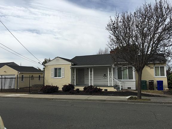 4th image of 573 39th St