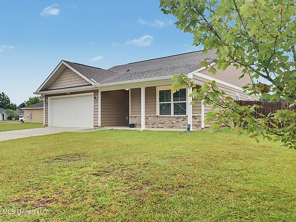 3rd image of 13310 Willow Oak Cir