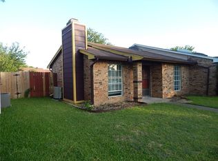 1518 Butterfield Dr, Mesquite, TX 75150