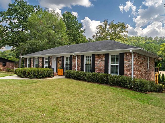 2nd image of 1233 Forest Brook Cir