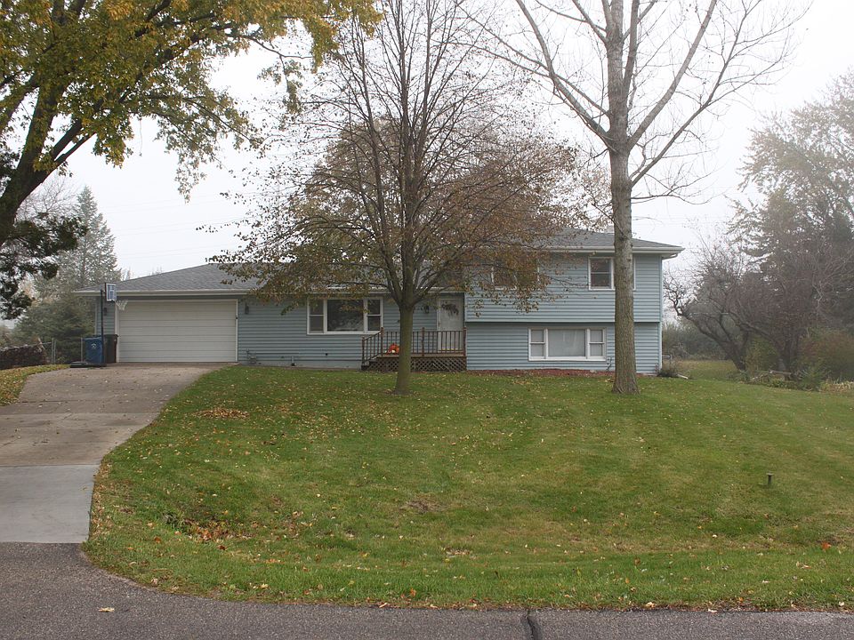 1st image of 912 Cherrywood Dr
