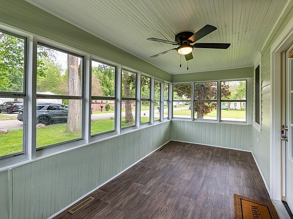 4th image of 3117 Burr Oak Ave