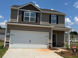 2255 Transatlantic Ave, Charlotte, NC 28215