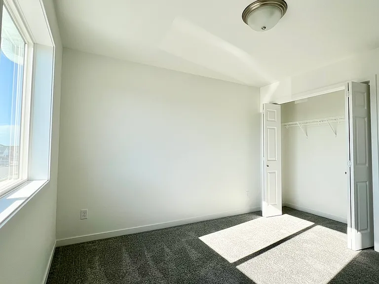 6886 Joseph St — Photo 12