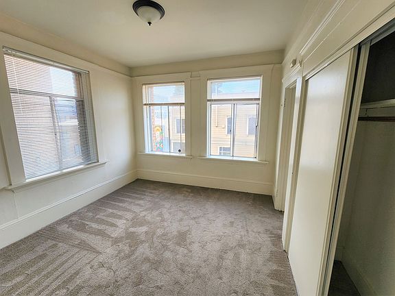 2nd image of 498 25th St #8