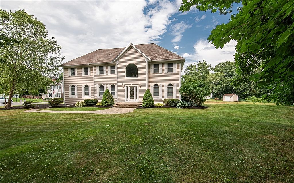 123 Russell St, Peabody, MA 01960 Zillow