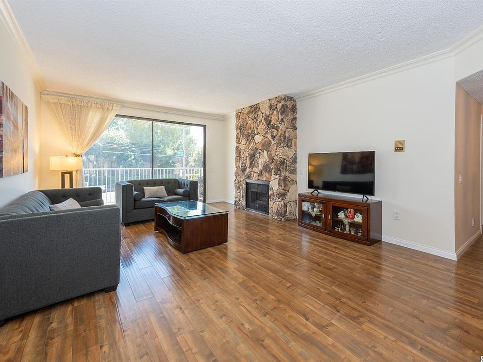 1st image of 19029 Nordhoff St Unit 101