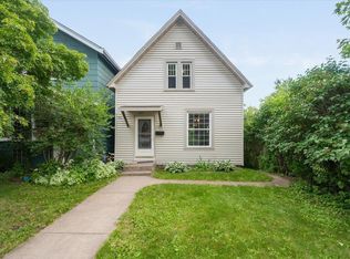 1522 E 6th St, Duluth, MN 55812