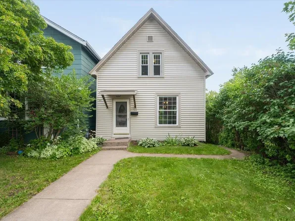 1522 E 6th St, Duluth, MN 55812