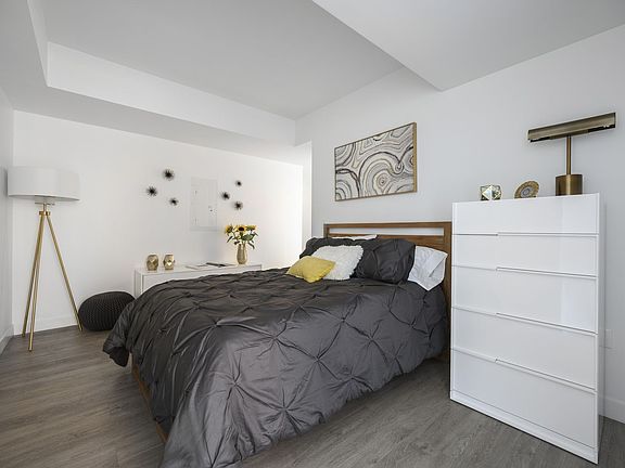 4th image of 415 Massachusetts Ave #505