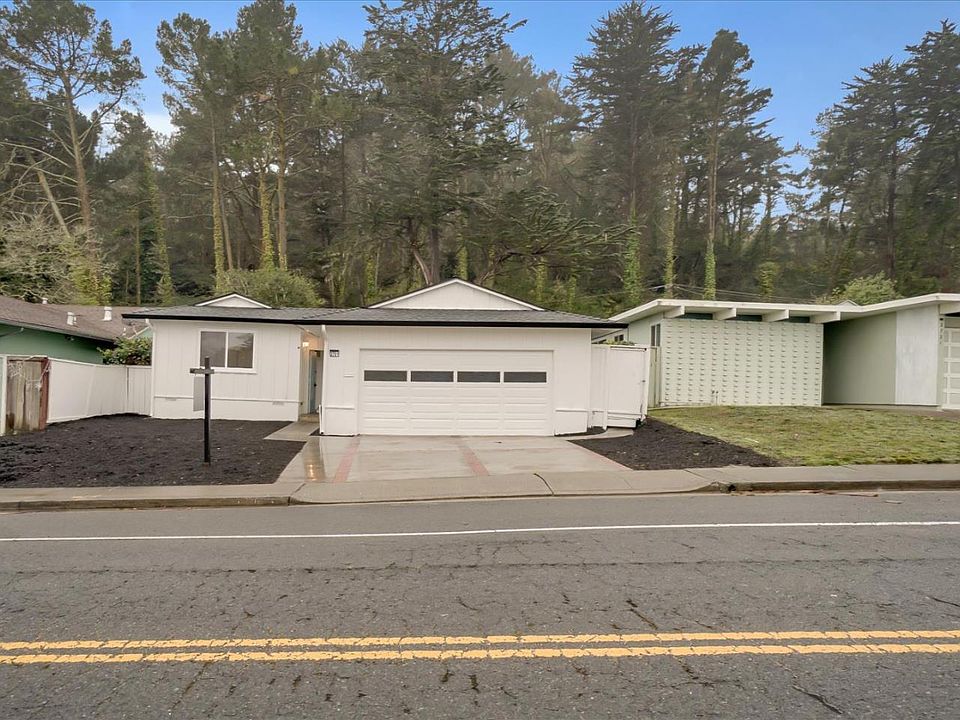 1st image of 2701 Oakmont Dr