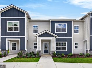 220 Rooker Dr, Lagrange, GA 30241