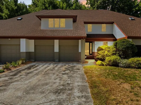 36 Baldwin Dr, Sharon, MA 02067