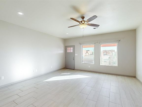 3rd image of 14392 E 54th St