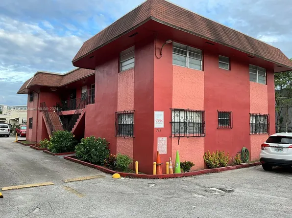 735 NW 13th Ave APT 2, Miami, FL 33125