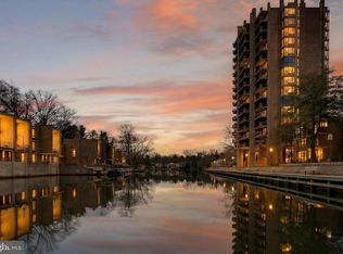 11400 Washington Plz W APT 1303, Reston, VA 20190