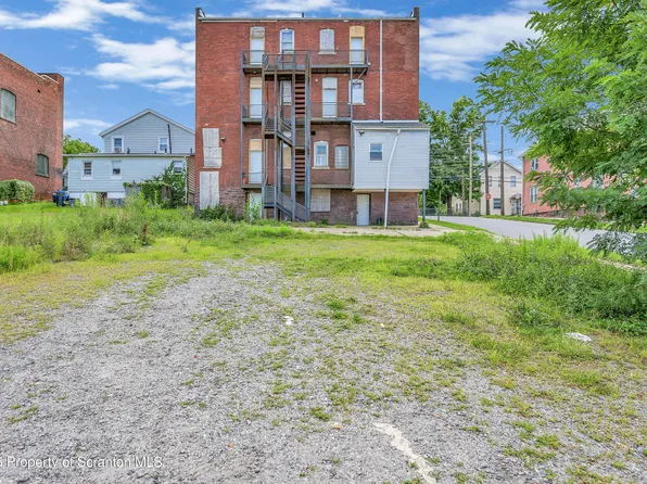 380 Scott St, Wilkes Barre, PA