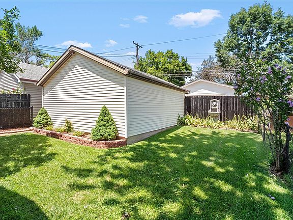4th image of 6553 Lindenwood Pl