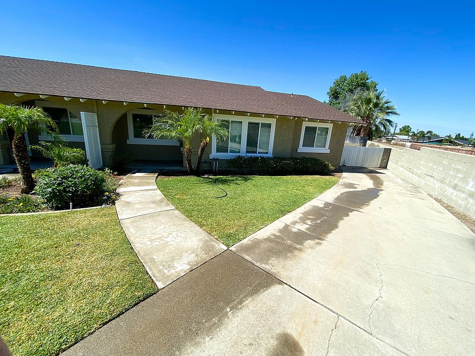 1st image of 326 E Juanita Ave